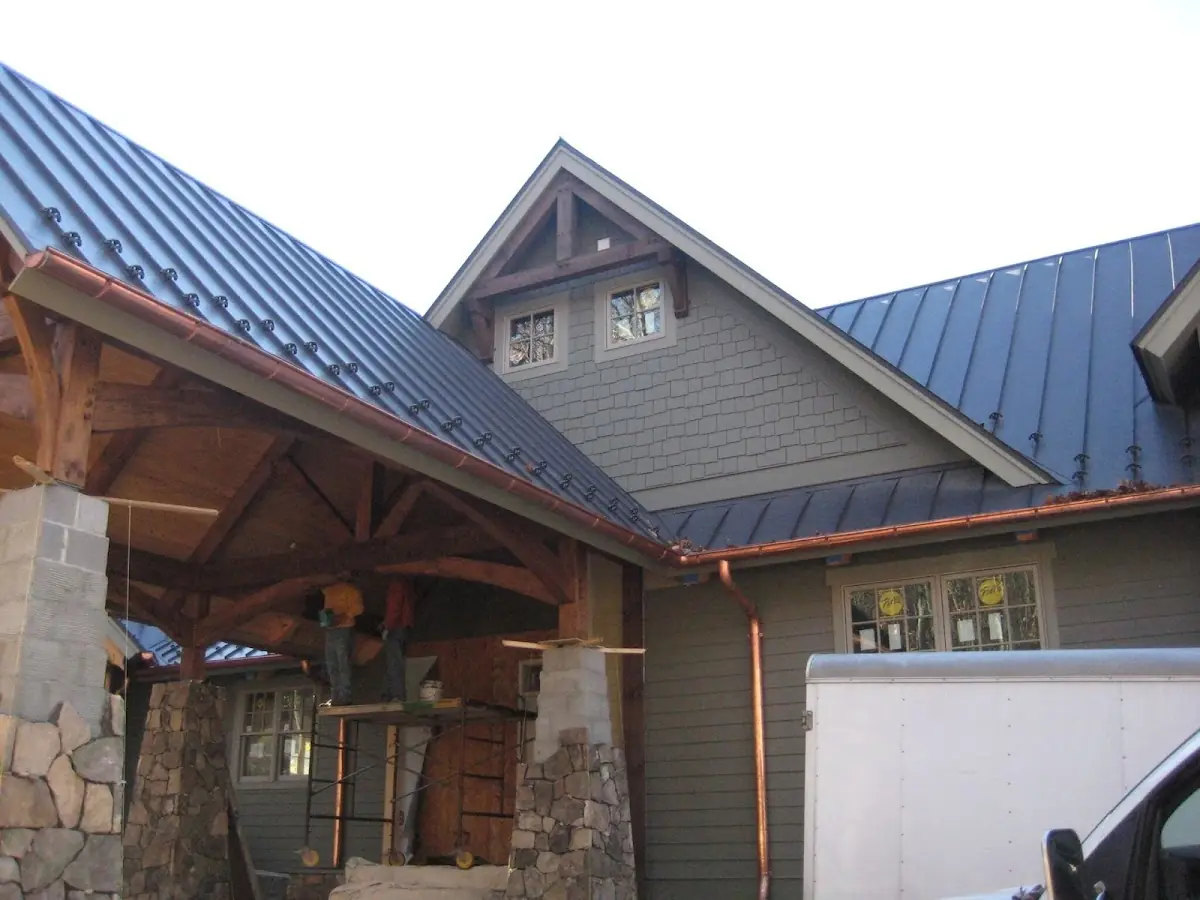 Craftsman Roofing team delivering quality roofing work in Allaire